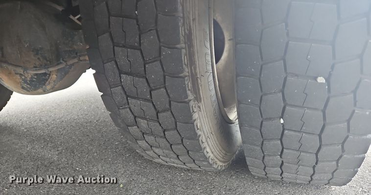 image for item OJ9784 2012 Workhorse W62 delivery truck