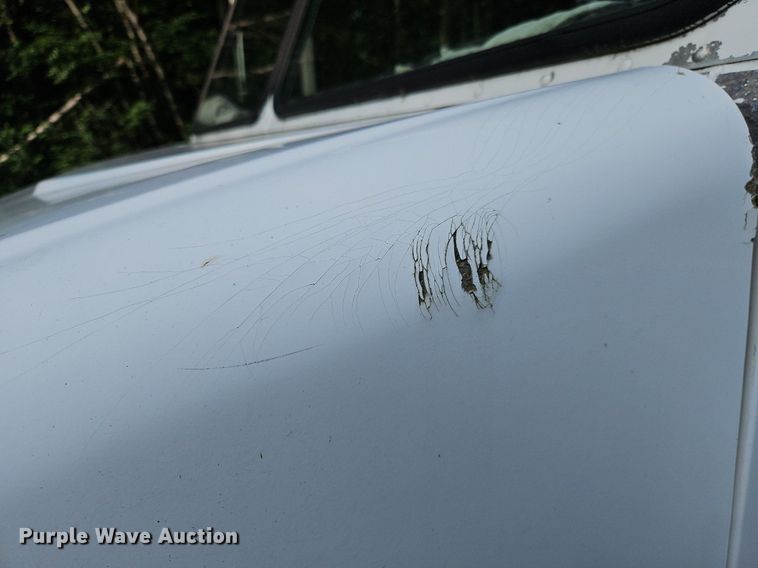 image for item OJ9786 2011 Freightliner  MT45 delivery truck