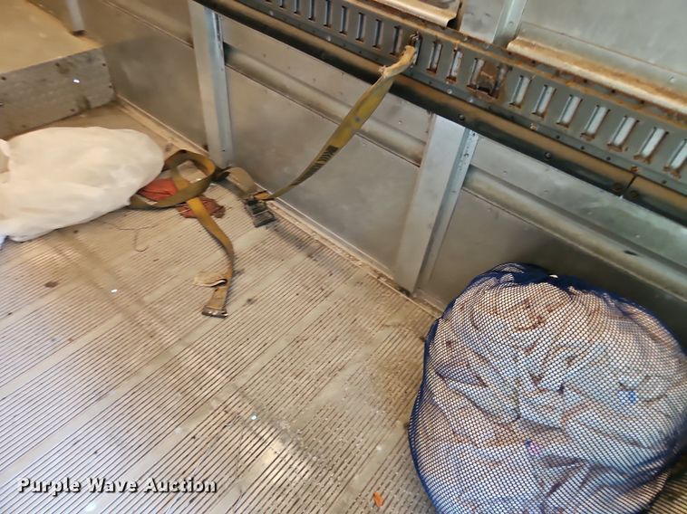 image for item OJ9786 2011 Freightliner  MT45 delivery truck