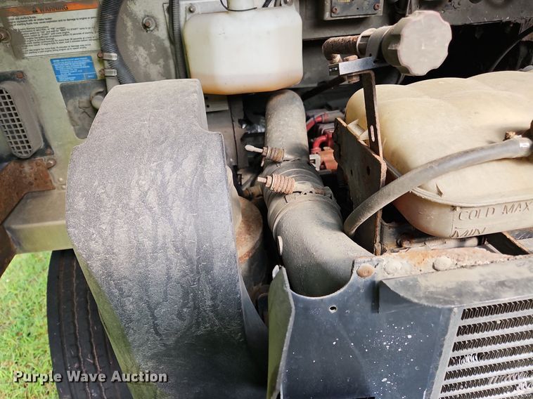 image for item OJ9787 2010 Freightliner  MT45 delivery truck