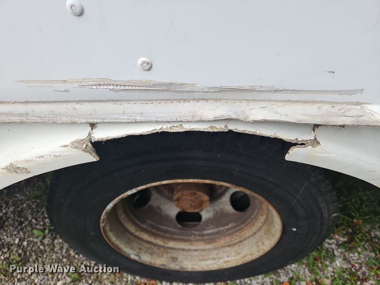 image for item OJ9788 2002 GMC Sierra 3500 Heavy D utility bed pickup truck