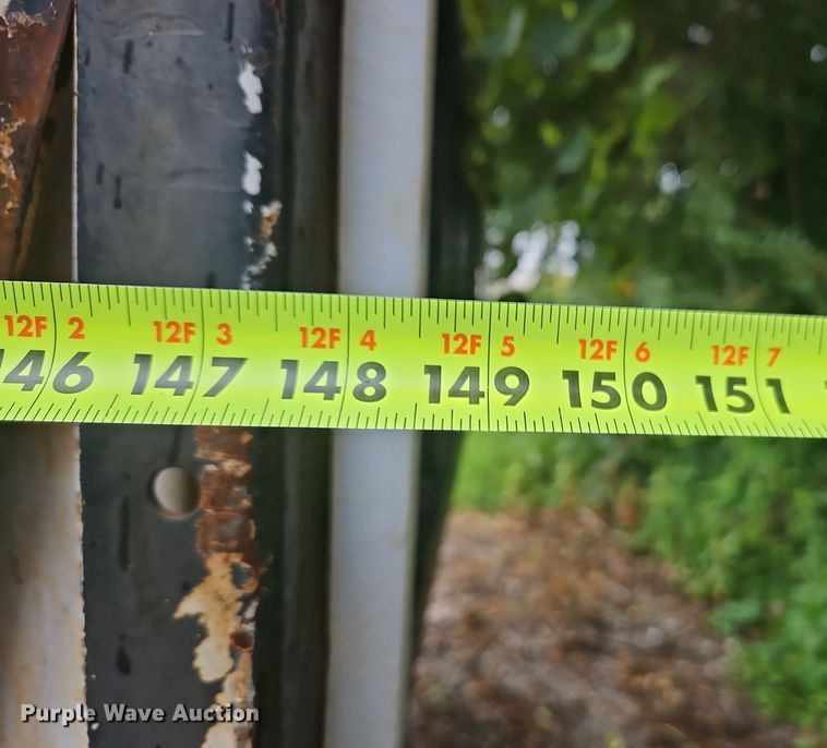 image for item OJ9788 2002 GMC Sierra 3500 Heavy D utility bed pickup truck