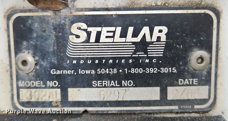 image for item OJ9788 2002 GMC Sierra 3500 Heavy D utility bed pickup truck