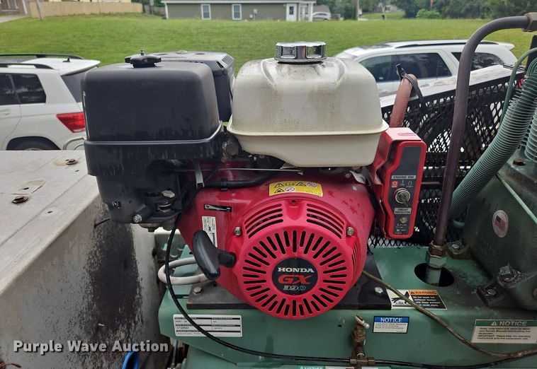 image for item OJ9788 2002 GMC Sierra 3500 Heavy D utility bed pickup truck