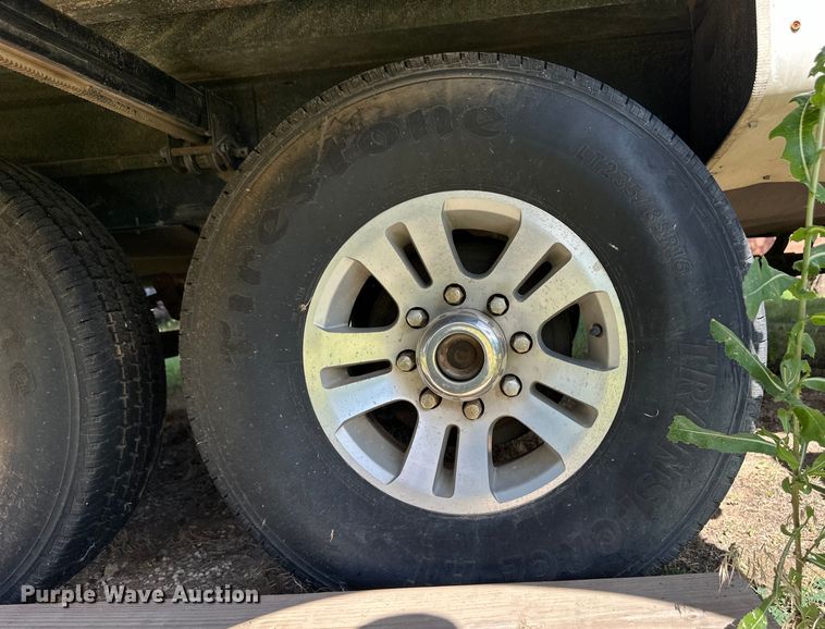 image for item OL9646 2005 Keystone Montana camper