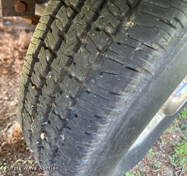 image for item OL9646 2005 Keystone Montana camper