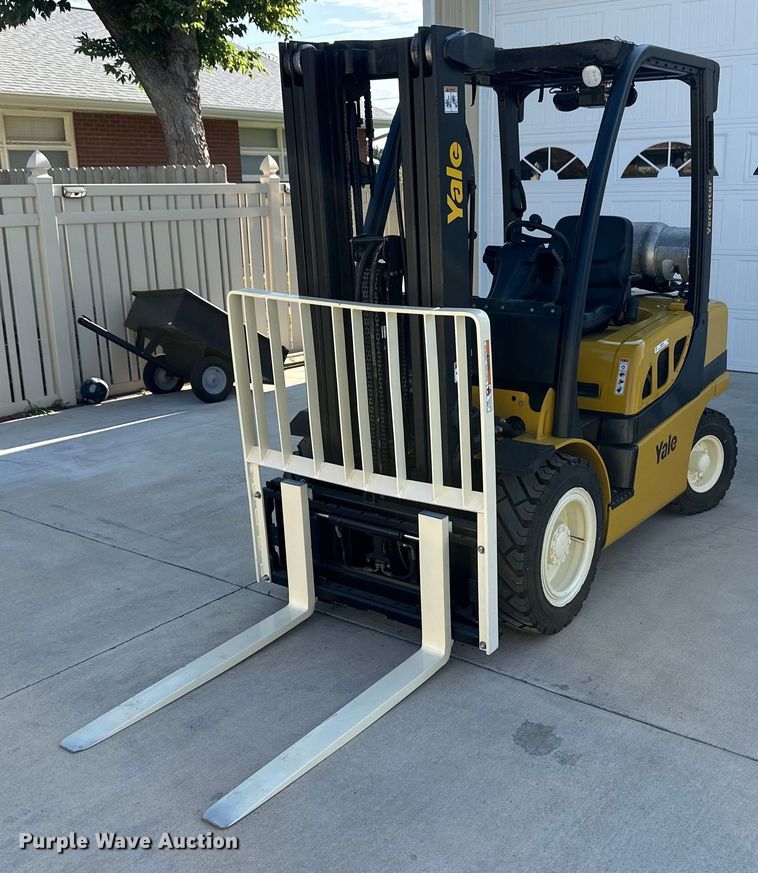 image for item OM9500 2019 Yale GLP050VXNKAE084 forklift