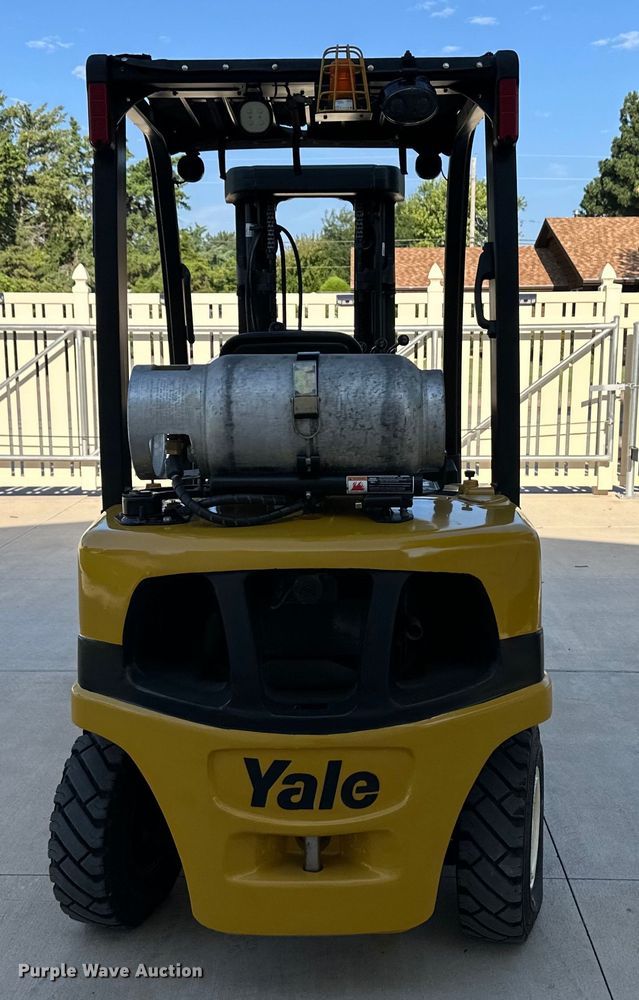 image for item OM9500 2019 Yale GLP050VXNKAE084 forklift