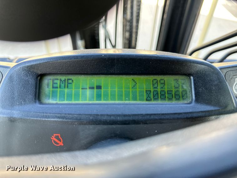 image for item OM9500 2019 Yale GLP050VXNKAE084 forklift