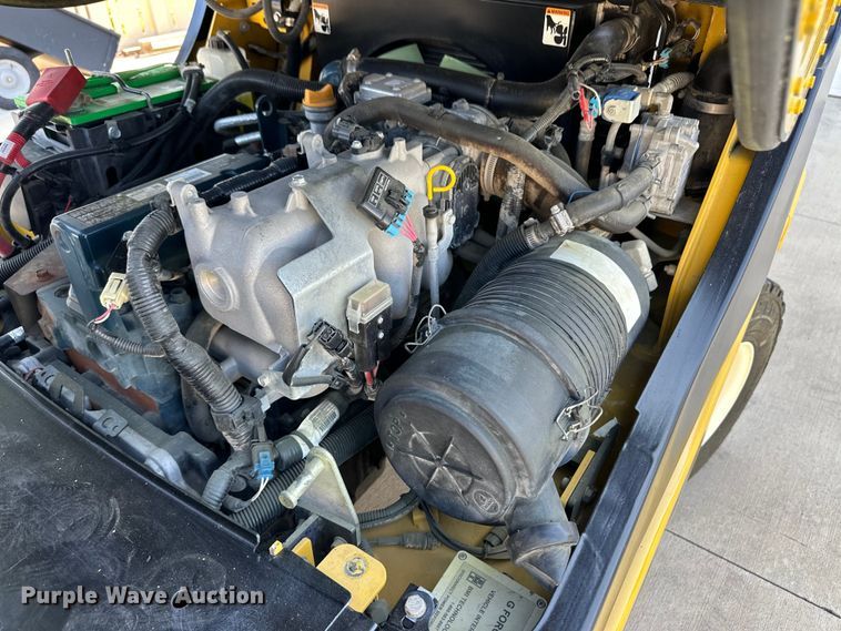 image for item OM9500 2019 Yale GLP050VXNKAE084 forklift