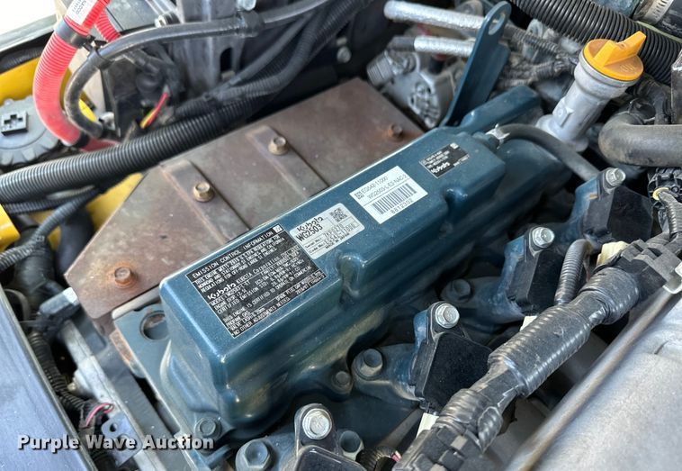 image for item OM9500 2019 Yale GLP050VXNKAE084 forklift