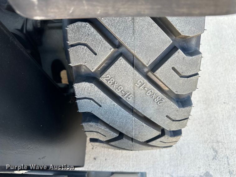 image for item OM9500 2019 Yale GLP050VXNKAE084 forklift