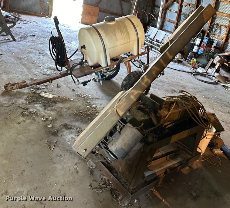 image for item OM9560 Carolina HD10 band saw