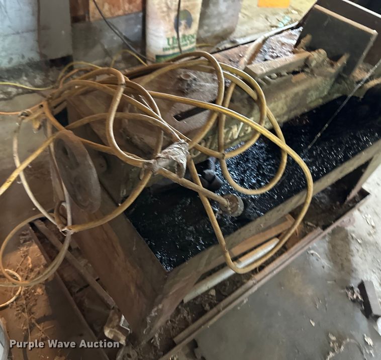 image for item OM9560 Carolina HD10 band saw