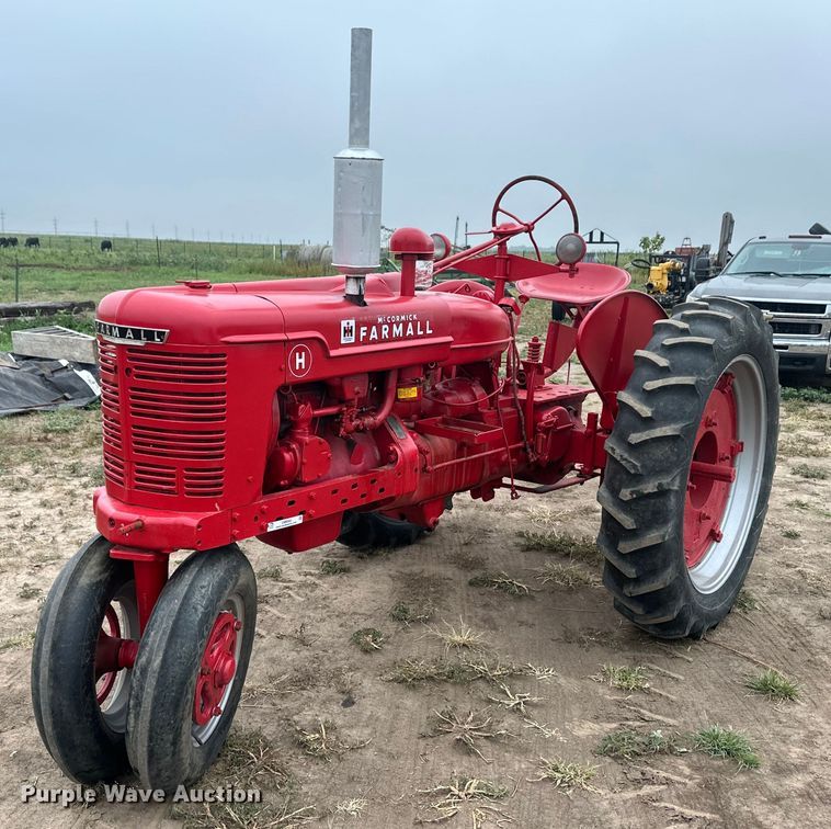 image for item OM9568 1944 International Harvester Farmall H tractor