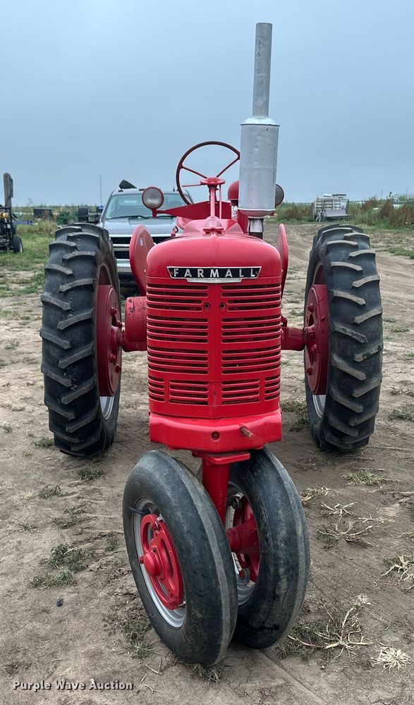 image for item OM9568 1944 International Harvester Farmall H tractor