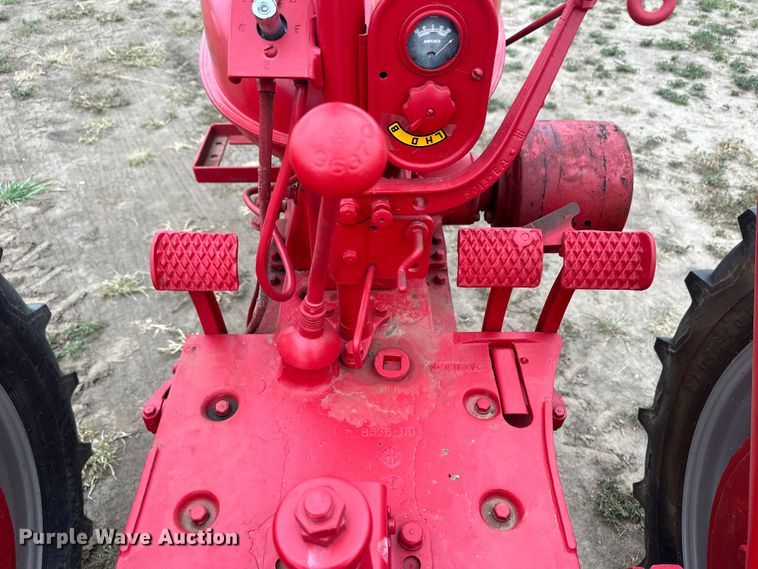 image for item OM9568 1944 International Harvester Farmall H tractor