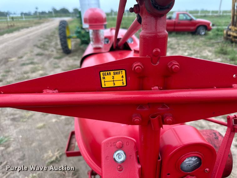 image for item OM9568 1944 International Harvester Farmall H tractor