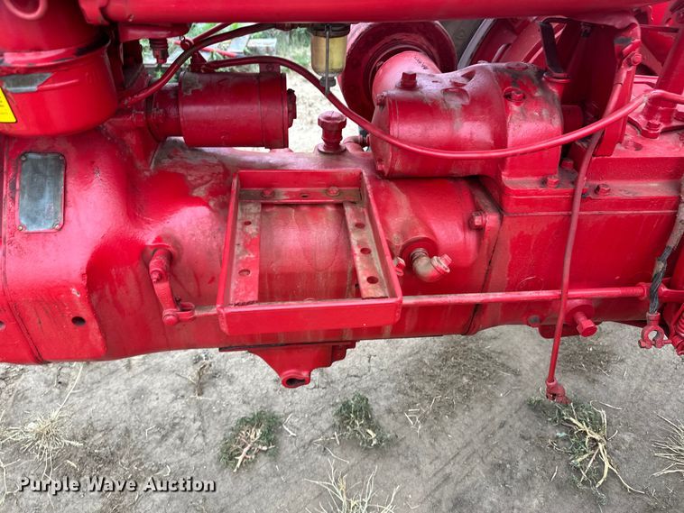image for item OM9568 1944 International Harvester Farmall H tractor