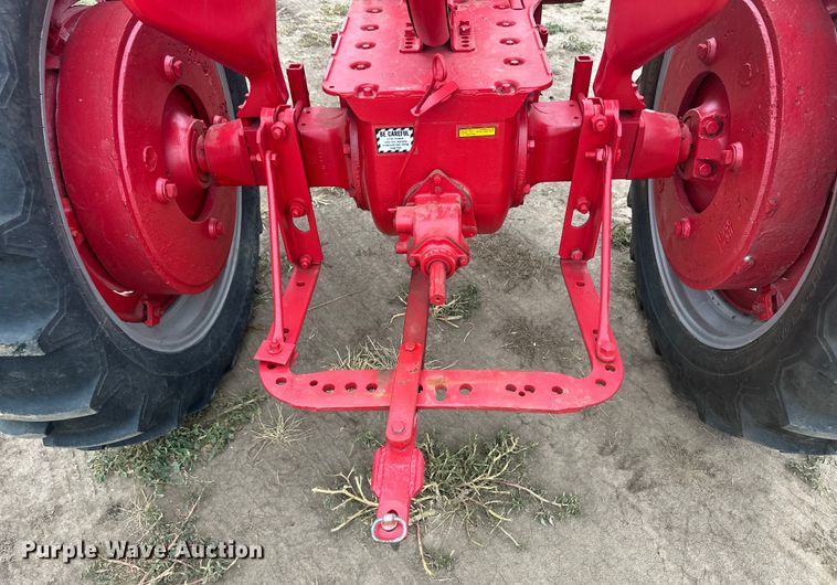 image for item OM9568 1944 International Harvester Farmall H tractor