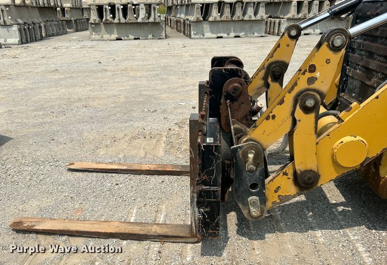 image for item DJ6369 2015 Caterpillar 420F2 IT backhoe