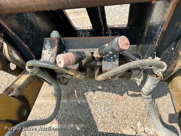 image for item DJ6369 2015 Caterpillar 420F2 IT backhoe