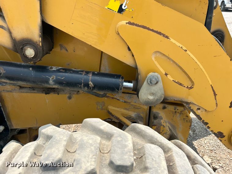 image for item DJ6369 2015 Caterpillar 420F2 IT backhoe