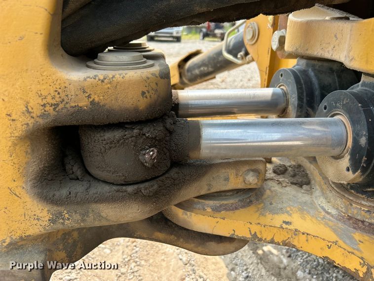 image for item DJ6369 2015 Caterpillar 420F2 IT backhoe