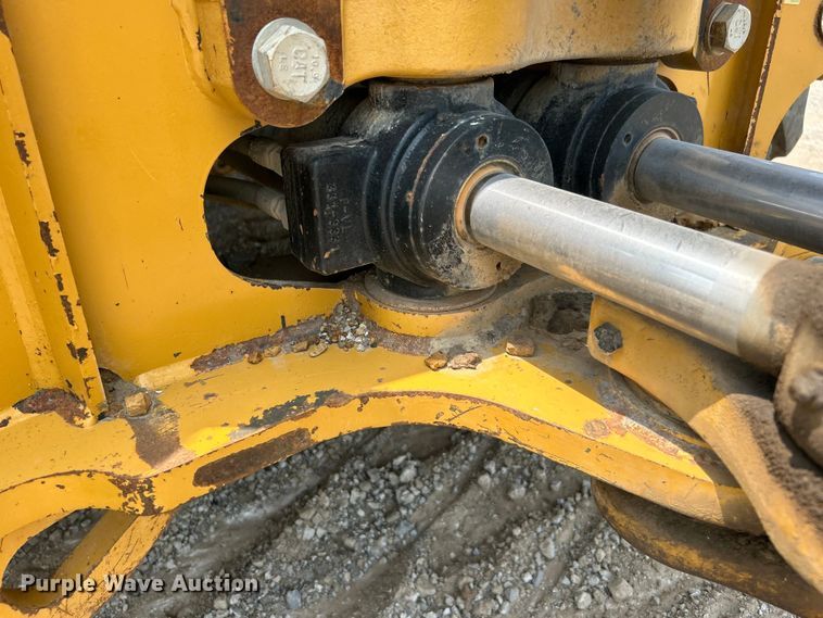 image for item DJ6369 2015 Caterpillar 420F2 IT backhoe