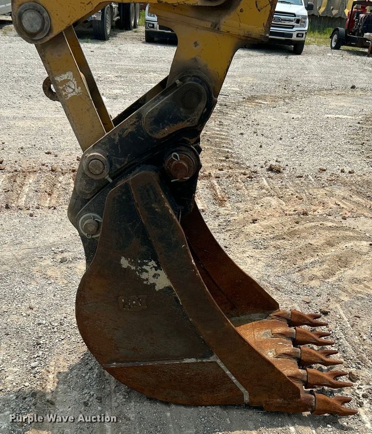 image for item DJ6369 2015 Caterpillar 420F2 IT backhoe