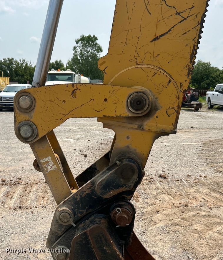 image for item DJ6369 2015 Caterpillar 420F2 IT backhoe