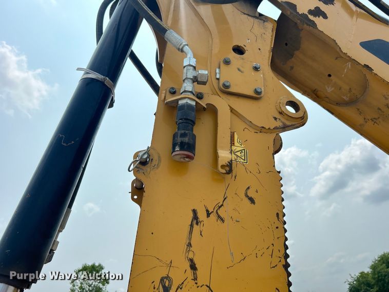 image for item DJ6369 2015 Caterpillar 420F2 IT backhoe