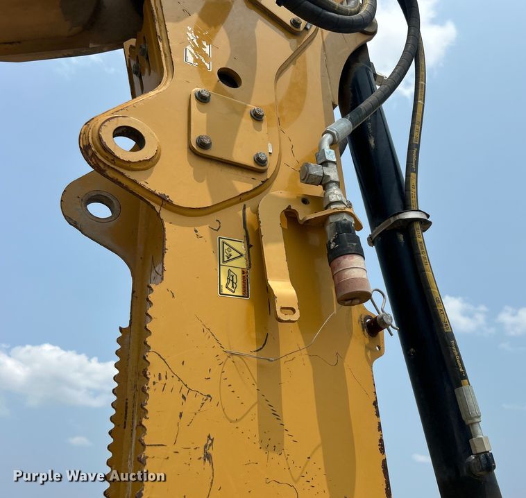 image for item DJ6369 2015 Caterpillar 420F2 IT backhoe