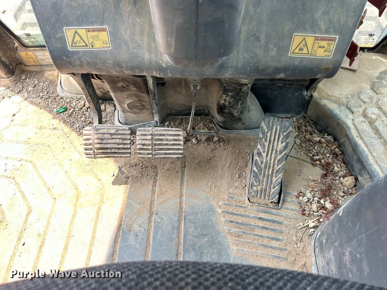 image for item DJ6369 2015 Caterpillar 420F2 IT backhoe