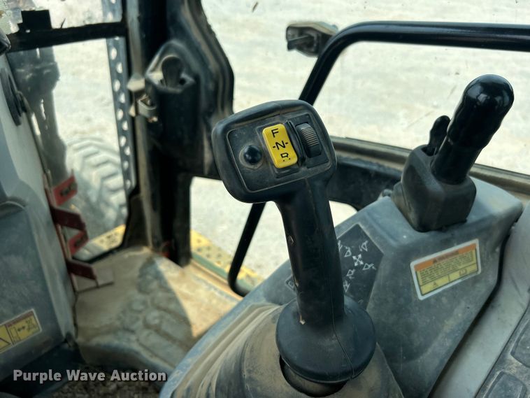 image for item DJ6369 2015 Caterpillar 420F2 IT backhoe