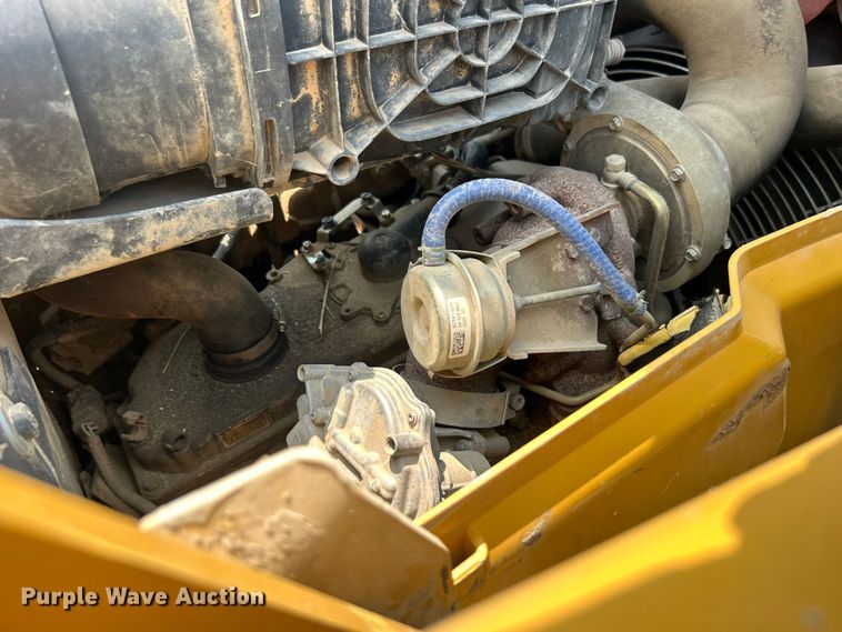 image for item DJ6369 2015 Caterpillar 420F2 IT backhoe