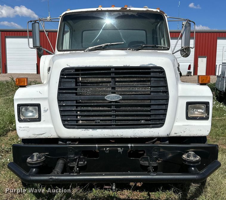 image for item DK6703 1994 Ford LN8000 water truck