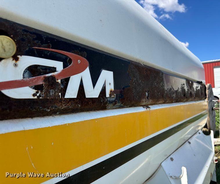 image for item DK6703 1994 Ford LN8000 water truck