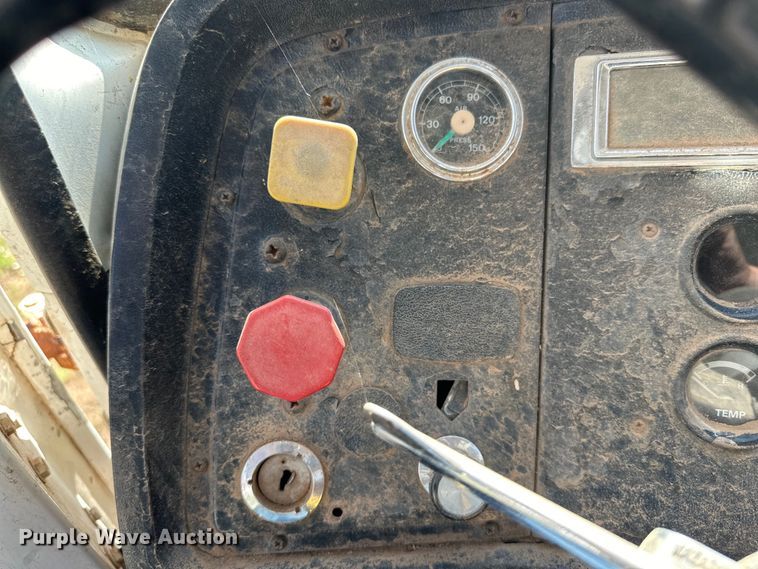 image for item DK6703 1994 Ford LN8000 water truck