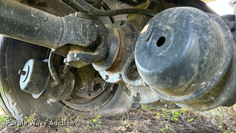 image for item DK6703 1994 Ford LN8000 water truck