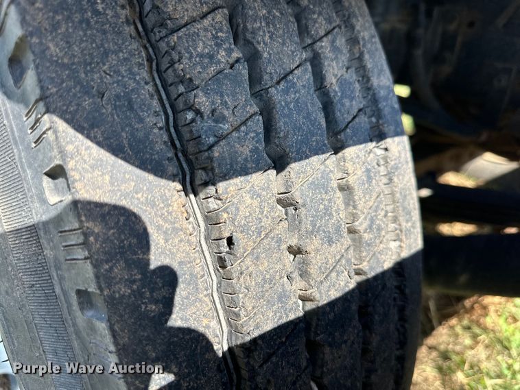 image for item DK6703 1994 Ford LN8000 water truck