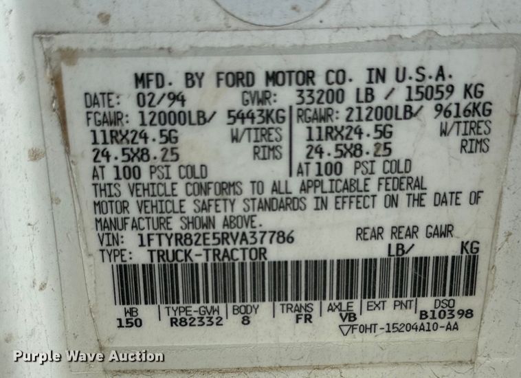 image for item DK6703 1994 Ford LN8000 water truck