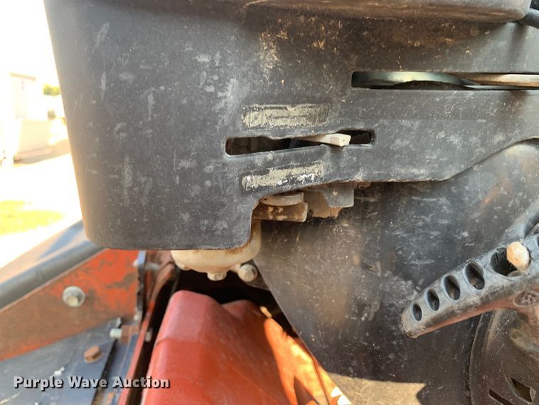 image for item DM1748 2002 Ditch Witch 1230H trencher