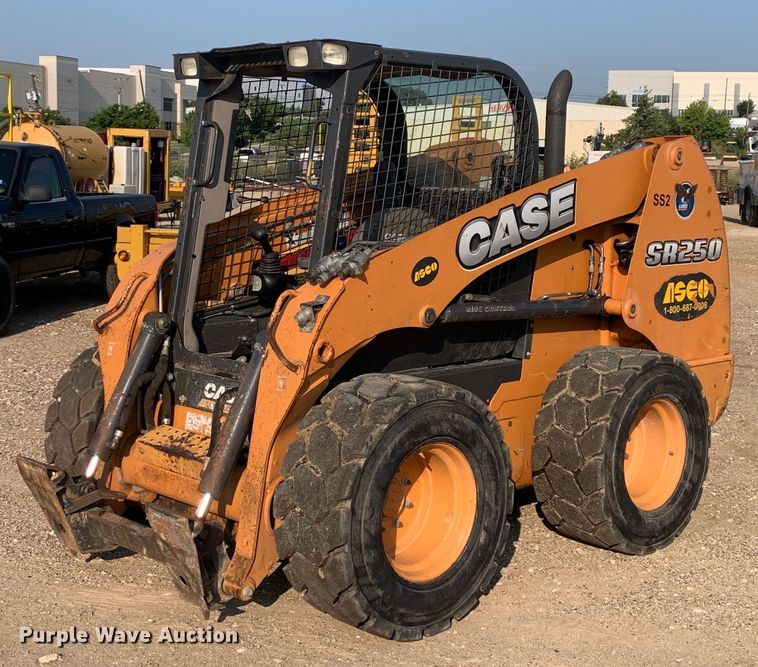 image for item DM1749 2013 Case SR250 skid steer loader