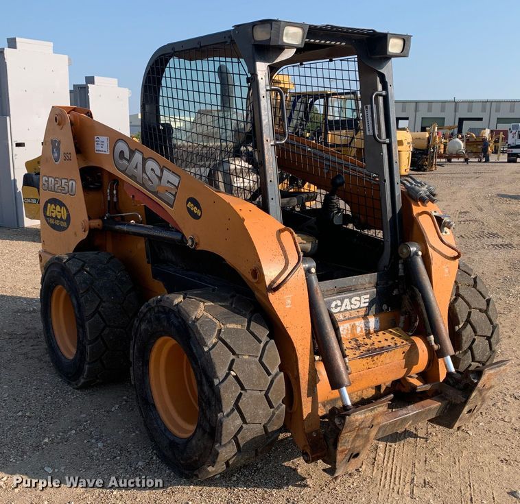 image for item DM1749 2013 Case SR250 skid steer loader
