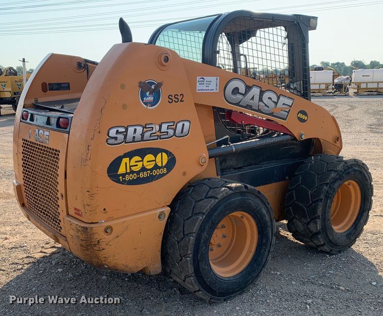 image for item DM1749 2013 Case SR250 skid steer loader