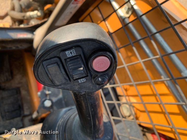 image for item DM1749 2013 Case SR250 skid steer loader