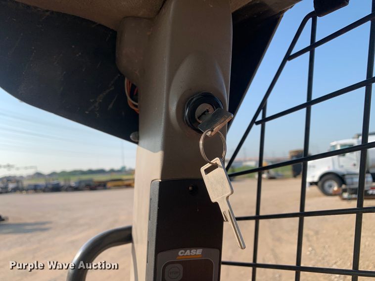 image for item DM1749 2013 Case SR250 skid steer loader