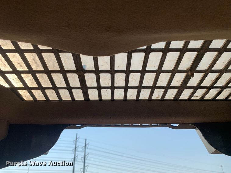 image for item DM1749 2013 Case SR250 skid steer loader