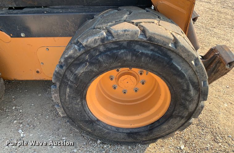 image for item DM1749 2013 Case SR250 skid steer loader